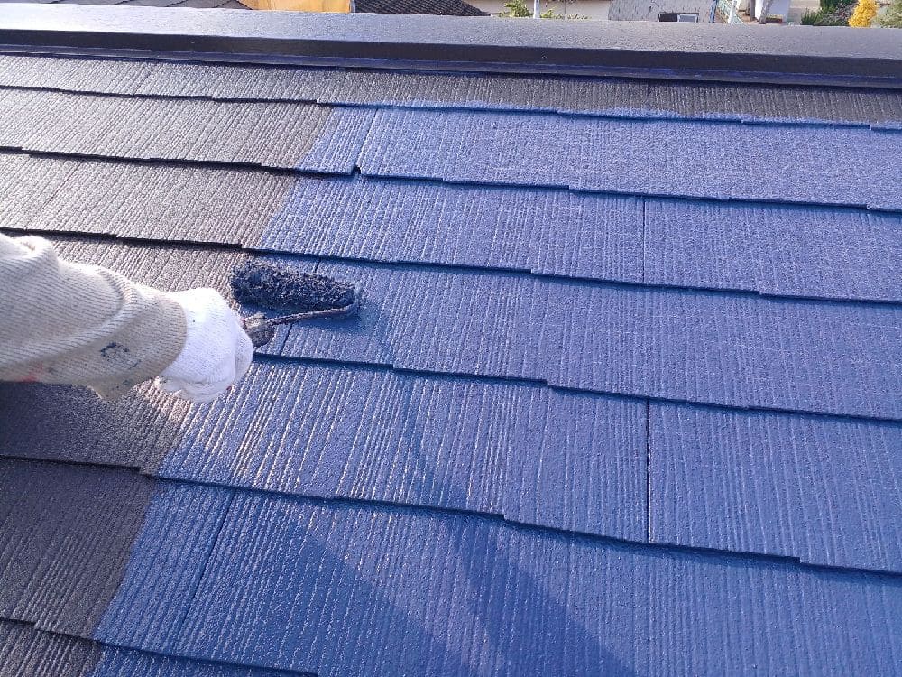 N様(四日市)屋根(上塗り1) (2) 四日市市の外壁塗装、屋根塗装をリペイント匠が施工した写真