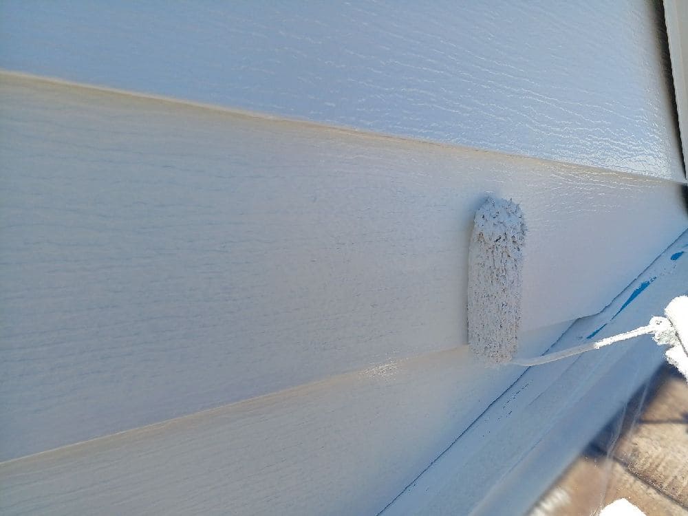 N様(四日市)外壁(中塗り2) (2) 四日市市の外壁塗装、屋根塗装をリペイント匠が施工した写真