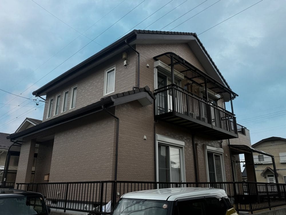 四日市市_S様_施工後_外壁全体3 四日市市の外壁塗装をリペイント匠が施工した写真