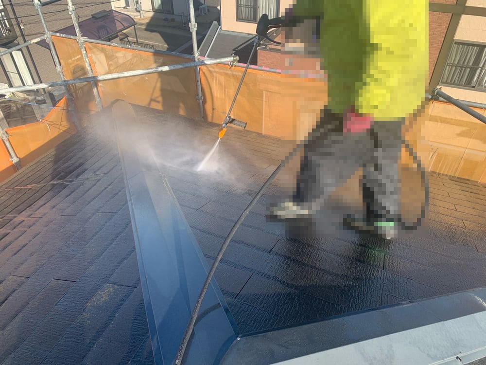 鈴鹿市の外壁塗装、屋根塗装をリペイント匠が施工した写真