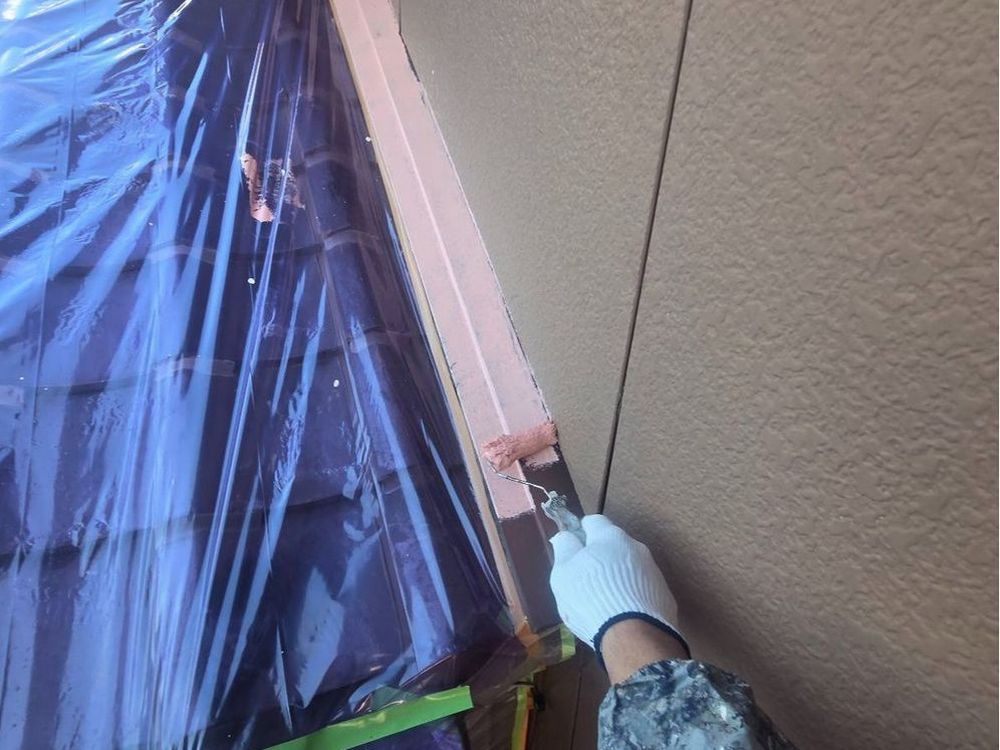 四日市市_N様_水切り(下塗り) 四日市市の外壁塗装をリペイント匠が施工した写真