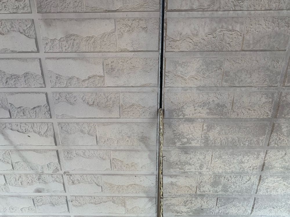 鈴鹿市の外壁塗装、屋根塗装をリペイント匠が施工した写真