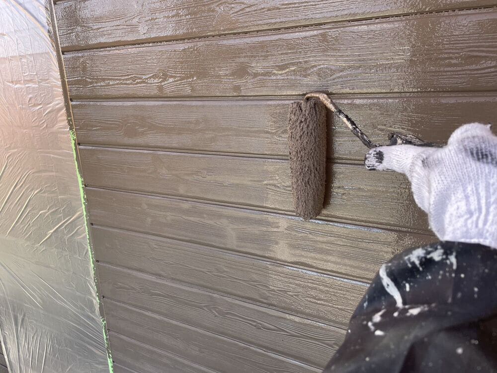 亀山市の外壁塗装をリペイント匠が施工した写真