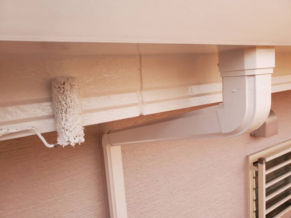 M様(亀山)鼻隠し(上塗り) 亀山市の外壁塗装、防水工事をリペイント匠が施工した写真