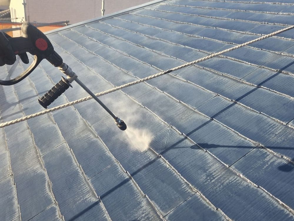 鈴鹿市の外壁塗装、屋根塗装をリペイント匠が施工した写真