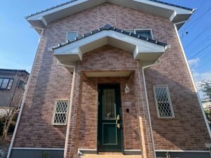 三重郡菰野町｜ピカピカに輝く外観｜担当の方・職人さんすごく感じがよかった