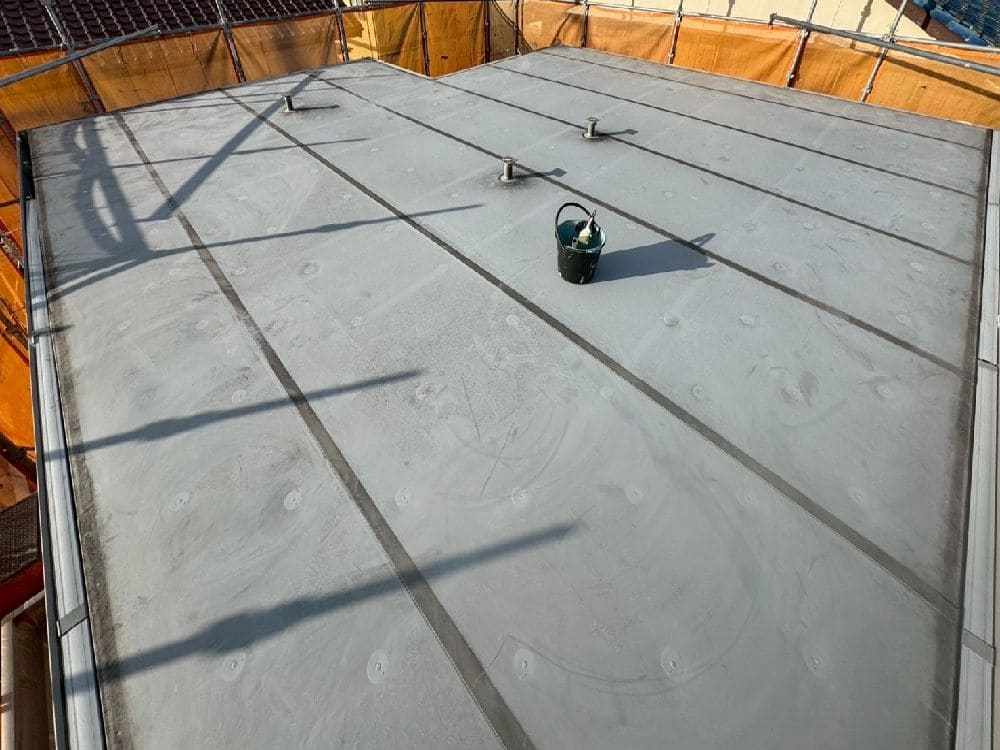 K様(津)防水(施工前) (4) 津市の外壁塗装、防水工事をリペイント匠が施工した写真