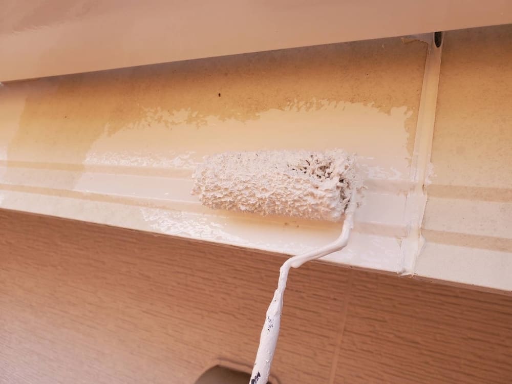 M様(亀山)鼻隠し(中塗り) 亀山市の外壁塗装、防水工事をリペイント匠が施工した写真