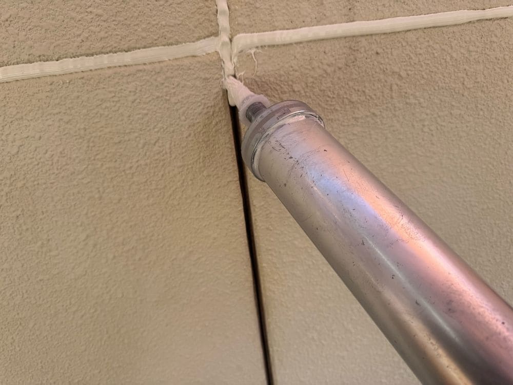 鈴鹿市の外壁塗装、屋根塗装、防水工事をリペイント匠が施工した写真