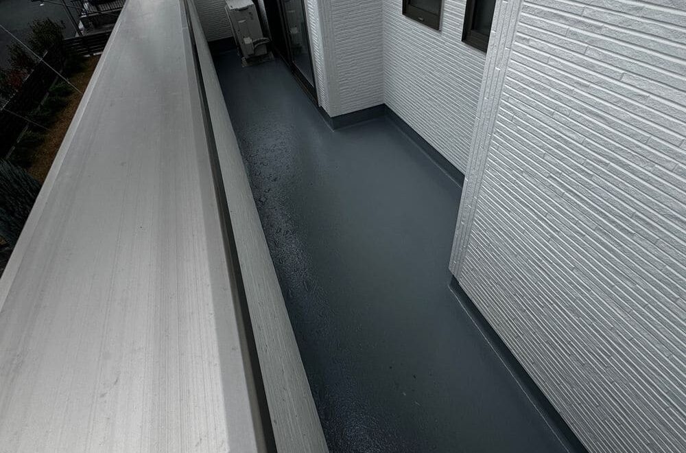 いなべ市の外壁塗装、屋根塗装、防水工事をリペイント匠が施工した写真