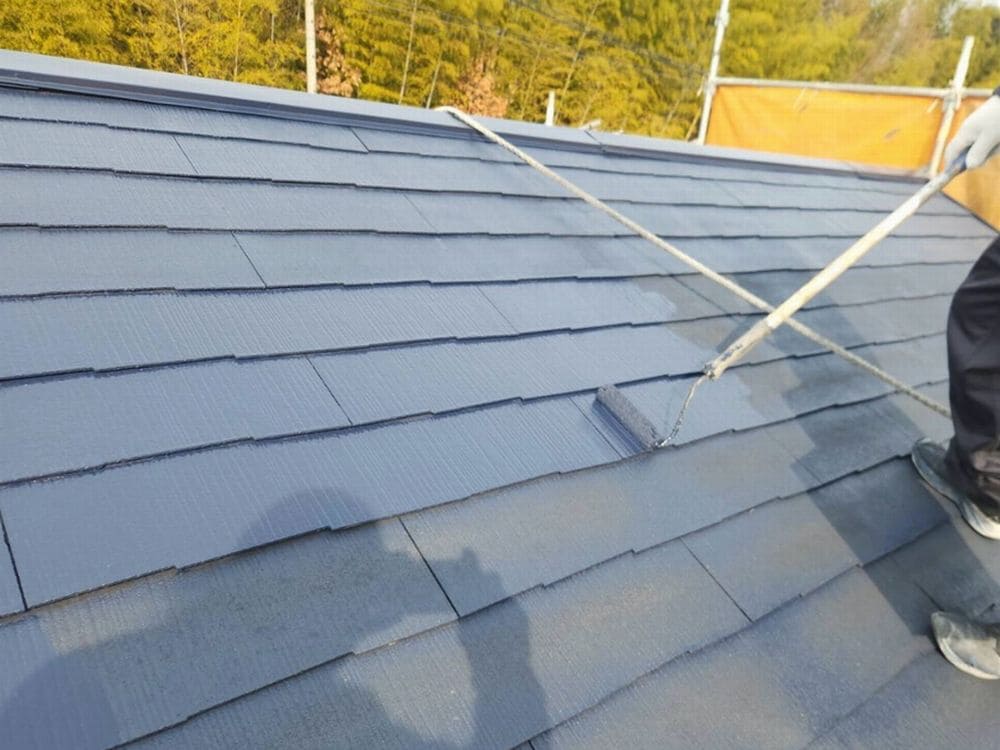 四日市市_O様_屋根(上塗り) 四日市市の外壁・屋根塗装をリペイント匠が施工した写真