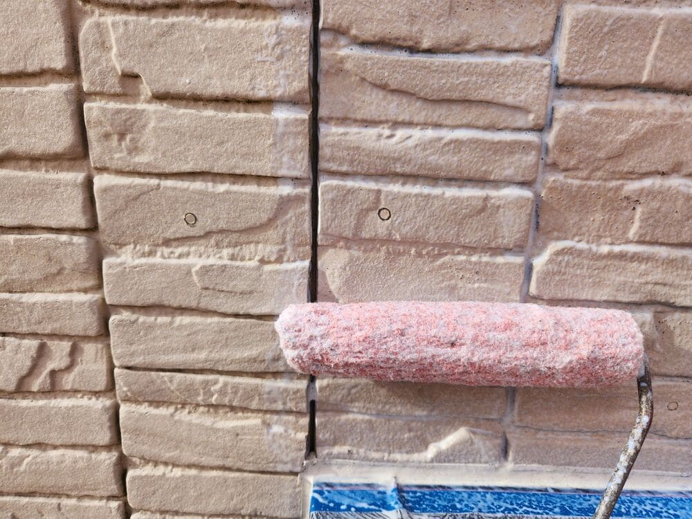 K様(亀山)外壁(下塗り1) 亀山市で外壁塗装をリペイント匠が施工した写真