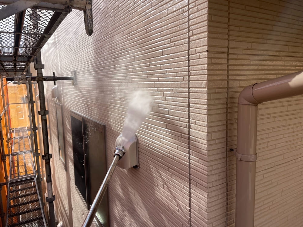 津市で外壁塗装、屋根塗装をリペイント匠が施工した写真