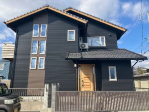 亀山市の外壁塗装をリペイント匠が施工した写真