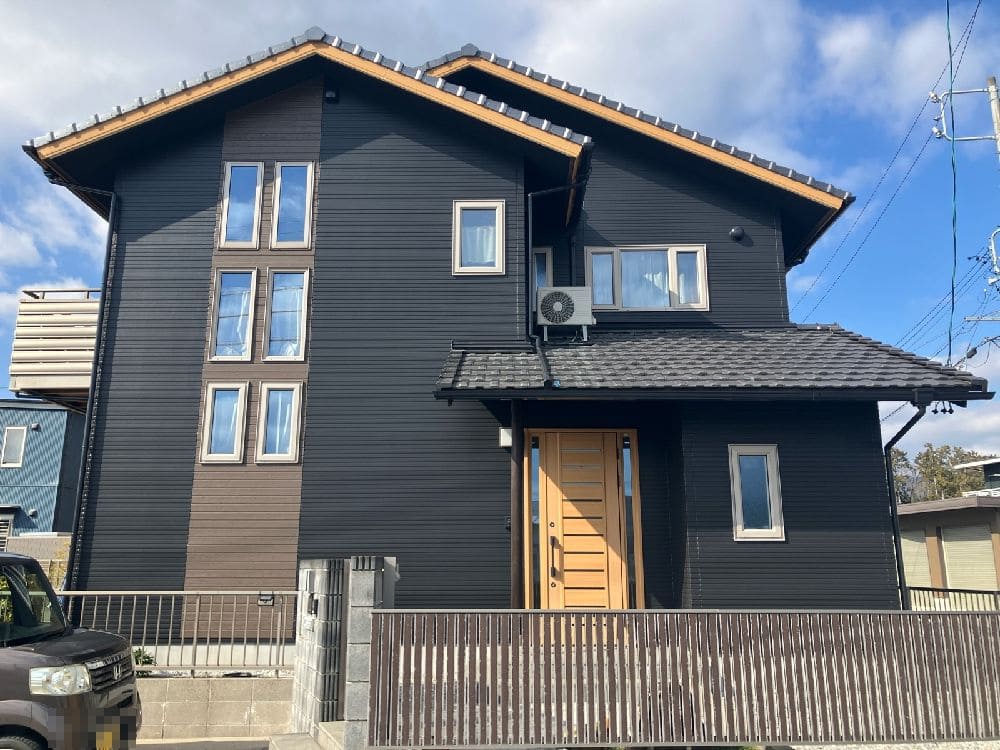 亀山市の外壁塗装をリペイント匠が施工した写真