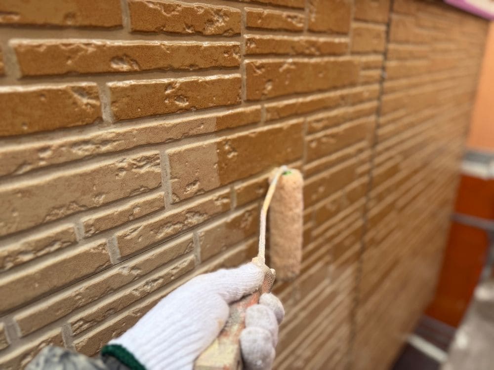 津市久居 T様中塗り (2) 津市の外壁塗装をリペイント匠が施工した写真