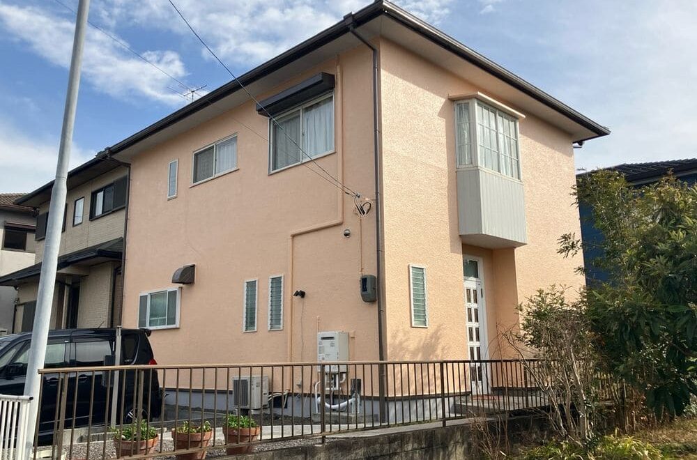 伊賀市｜華やかな外観へ変身｜対応もとても良く、家族みんな満足しています