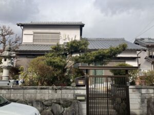 伊賀市の外壁塗装をリペイント匠が施工した写真