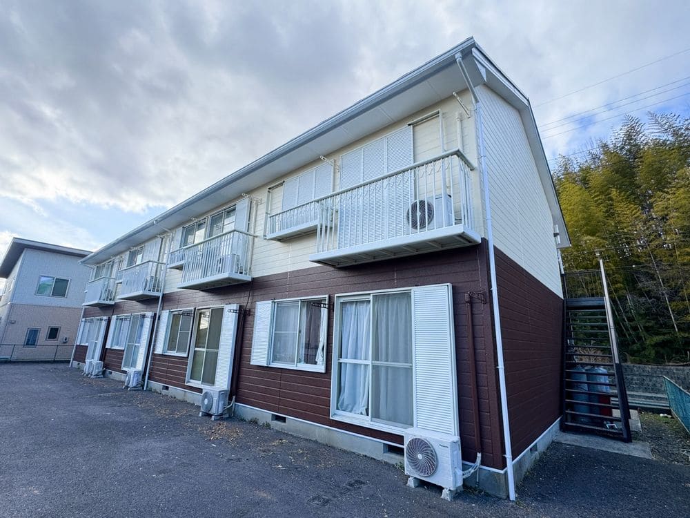 四日市市_O様_施工後_外壁全体④ 四日市市の外壁・屋根塗装をリペイント匠が施工した写真