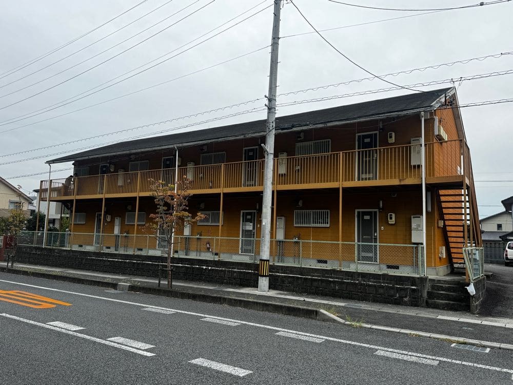 四日市市_O様_施工前_外壁全体① 四日市市の外壁・屋根塗装をリペイント匠が施工した写真