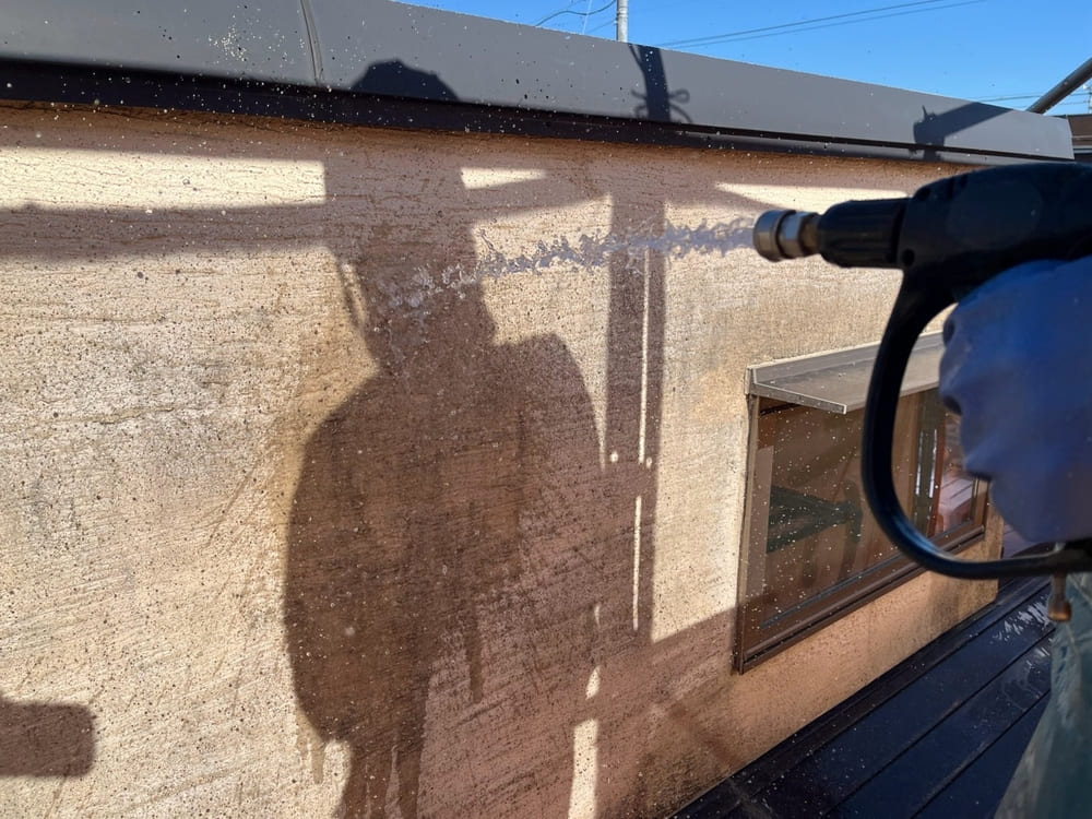 津市で外壁塗装、屋根塗装をリペイント匠が施工した写真