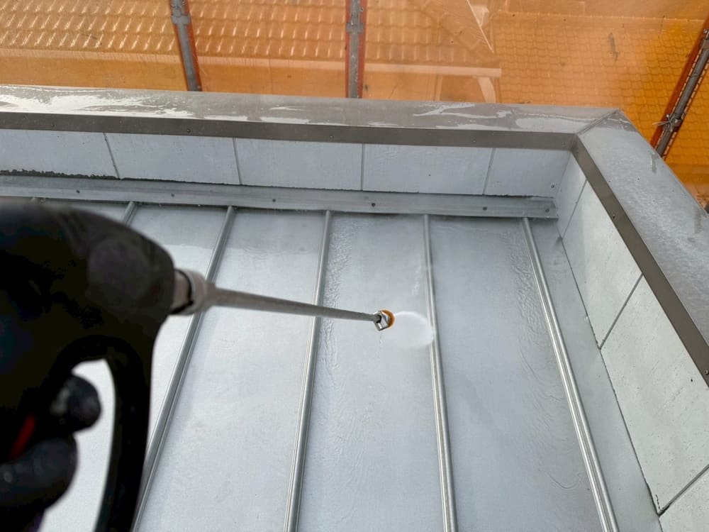 亀山市の外壁塗装、防水工事をリペイント匠が施工した写真