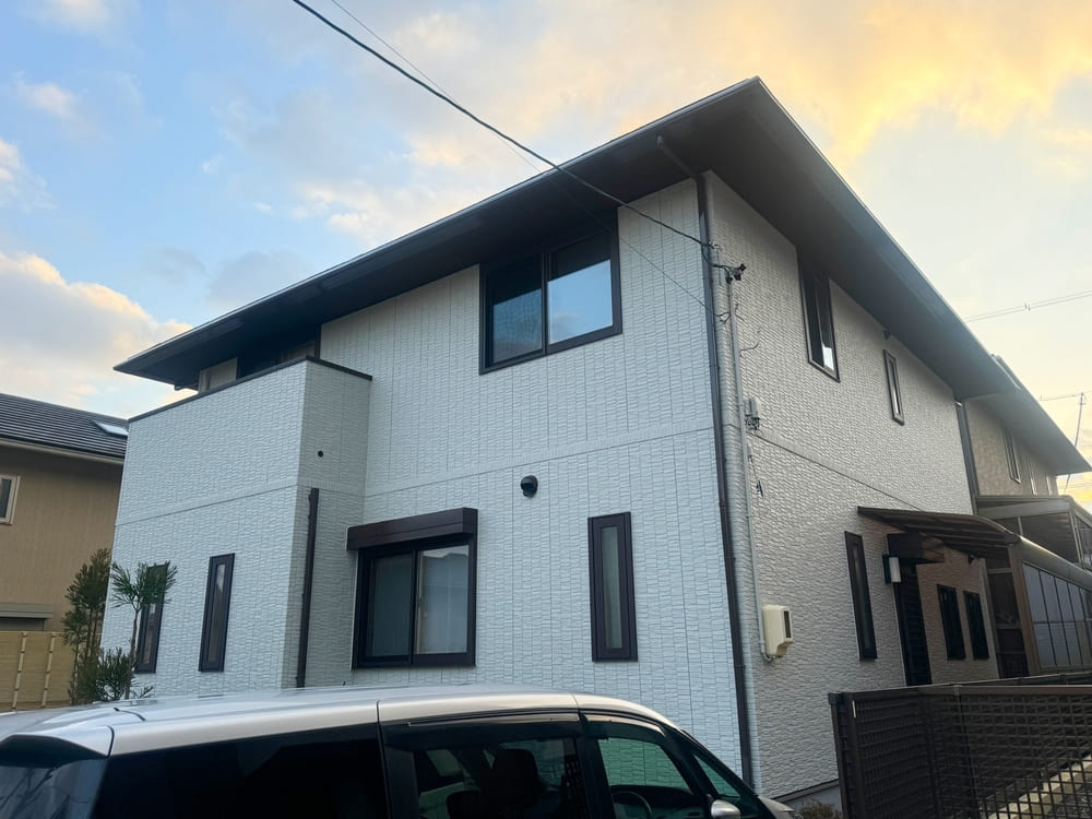 K様(亀山)_施工後_外壁全体 (2) 亀山市で外壁塗装をリペイント匠が施工した写真