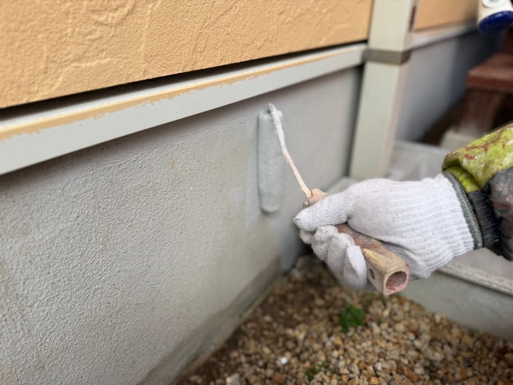 津市久居 T様基礎中塗り 津市の外壁塗装をリペイント匠が施工した写真