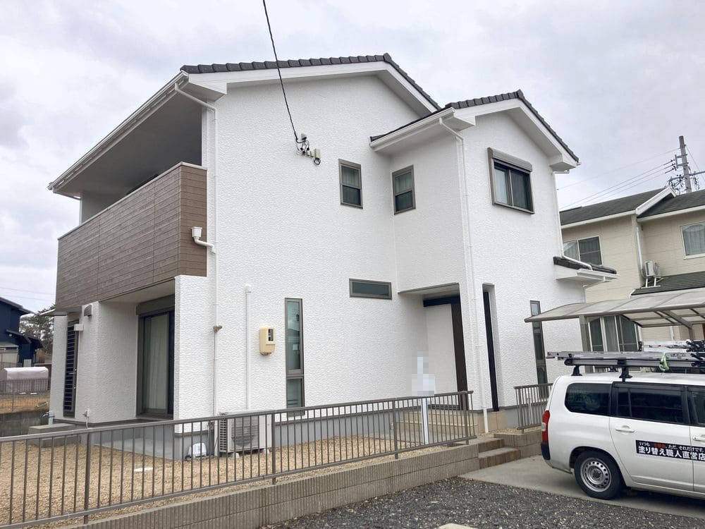 鈴鹿市の外壁塗装をリペイント匠が施工した写真