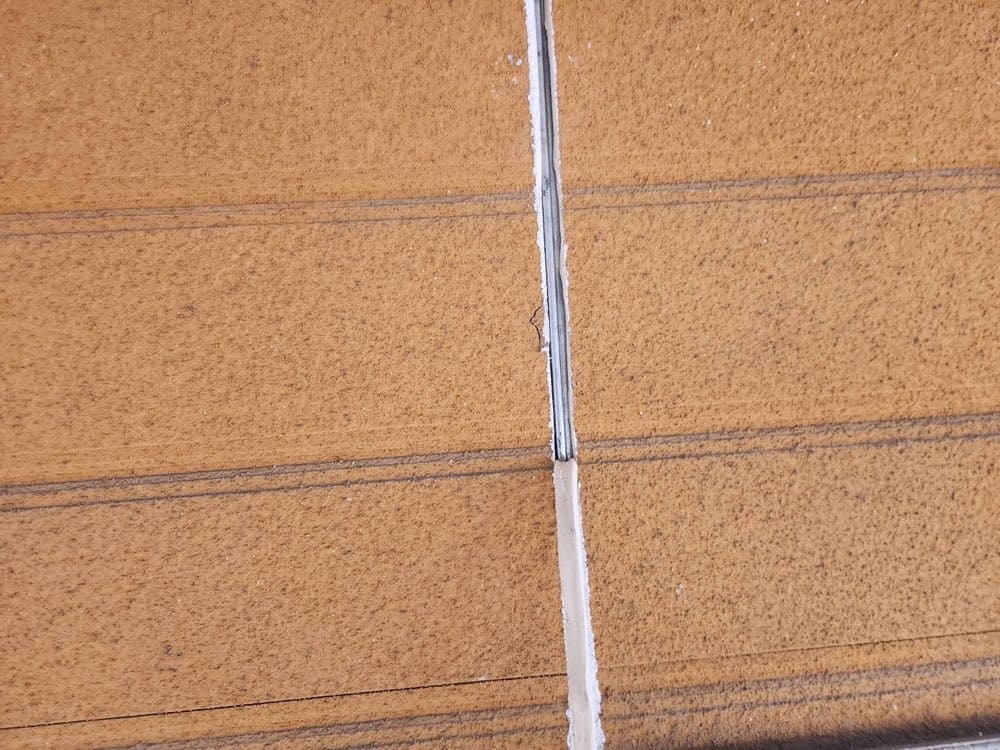 四日市市_O様_シール(撤去) 四日市市の外壁・屋根塗装をリペイント匠が施工した写真