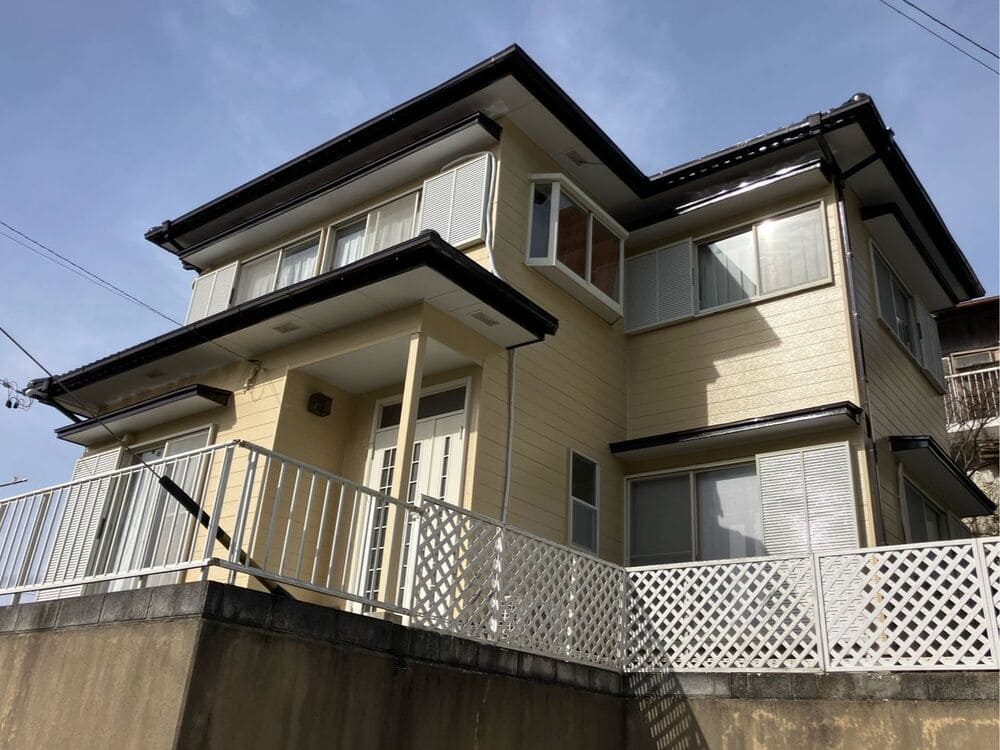 志摩市の外壁塗装、屋根塗装をリペイント匠が施工した写真