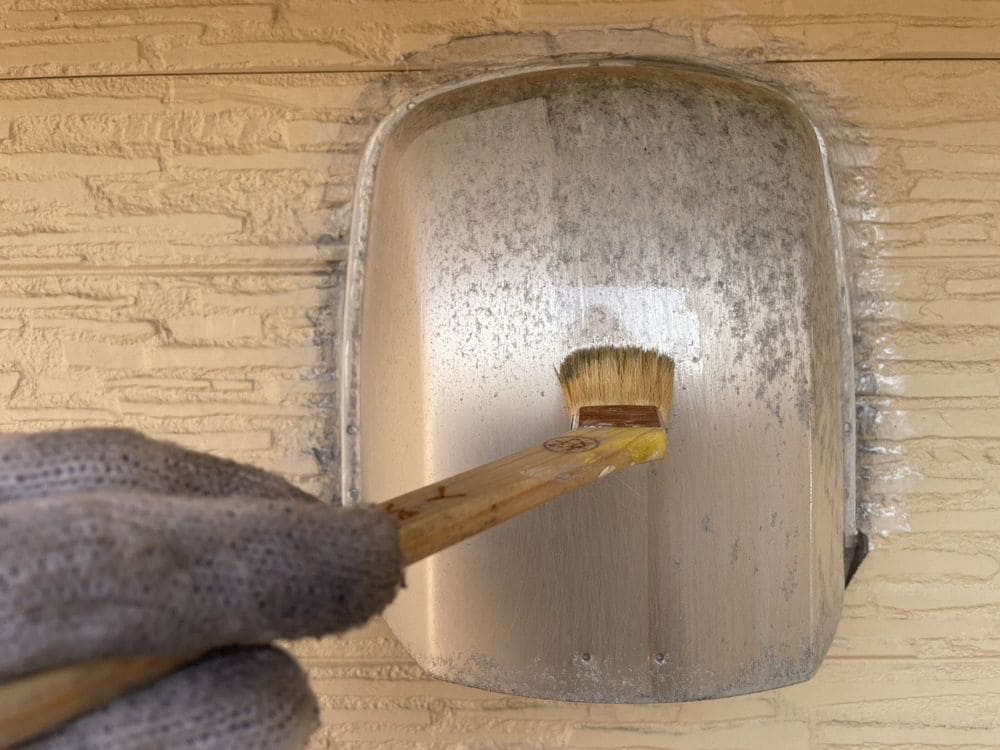 四日市市の外壁・屋根塗装をリペイント匠が施工した写真