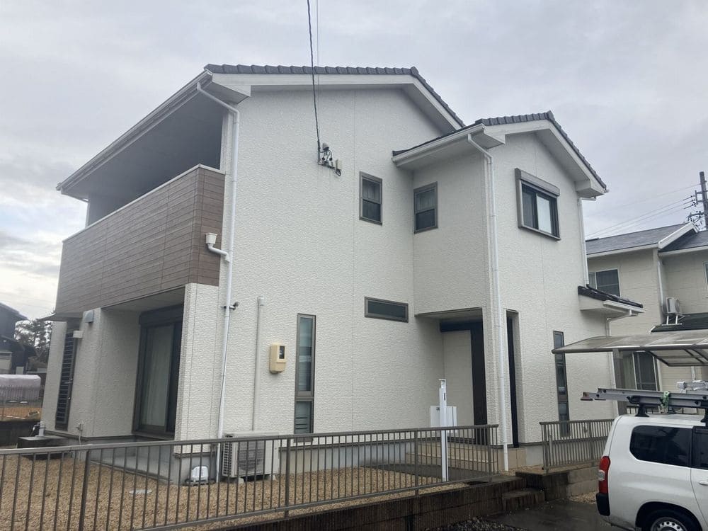 鈴鹿市の外壁塗装をリペイント匠が施工した写真