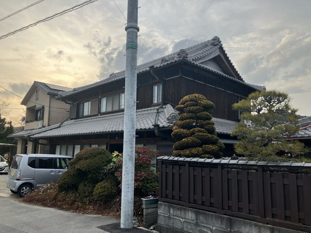 伊賀市の外壁塗装をリペイント匠が施工した写真