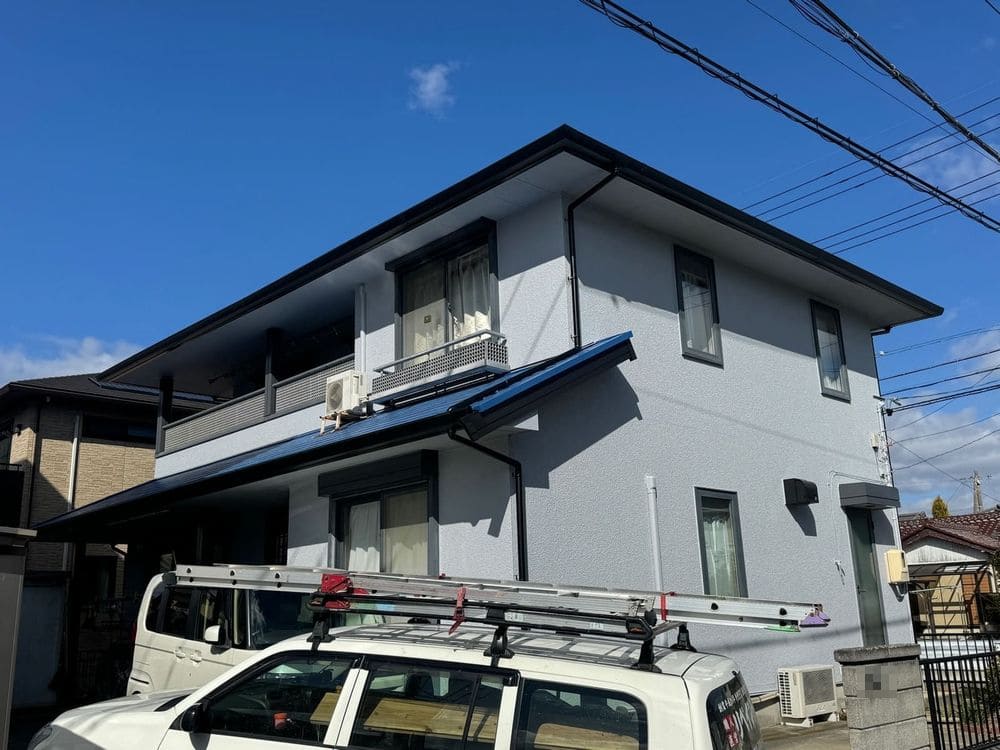 鈴鹿市の外壁塗装、屋根塗装をリペイント匠が施工した写真