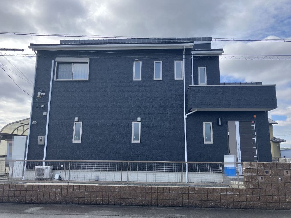 津市で外壁塗装をリペイント匠が施工した写真