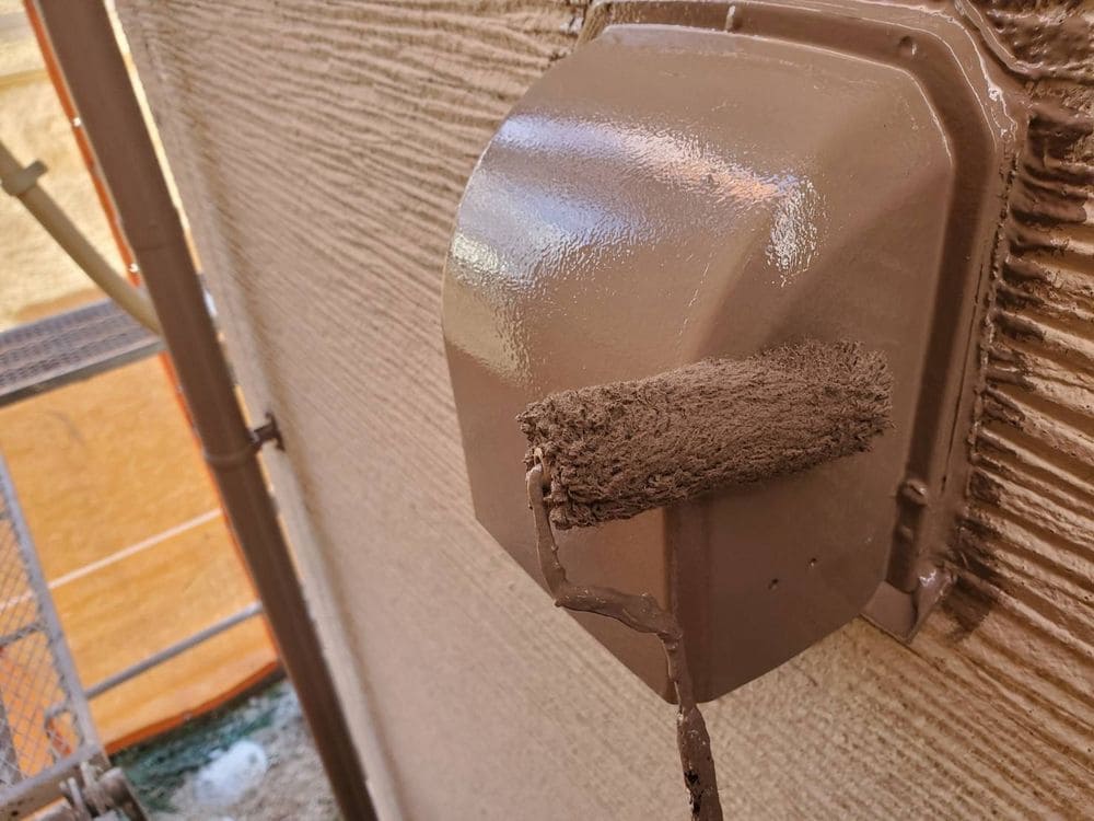 四日市市で外壁塗装をリペイント匠が施工した写真