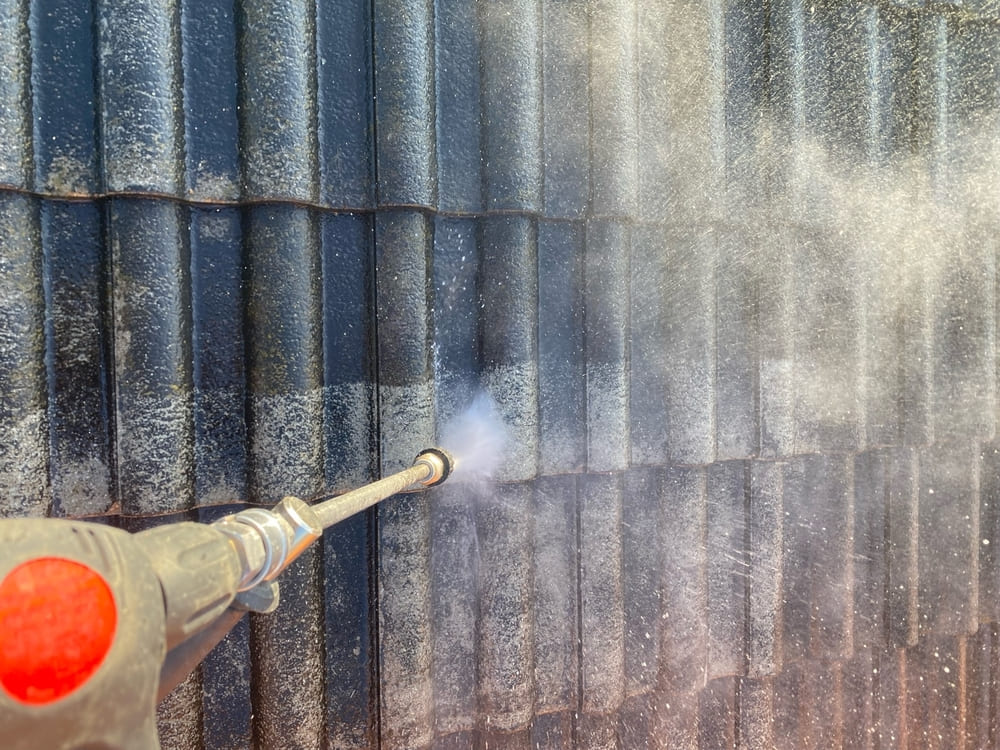 志摩市の外壁塗装、屋根塗装をリペイント匠が施工した写真