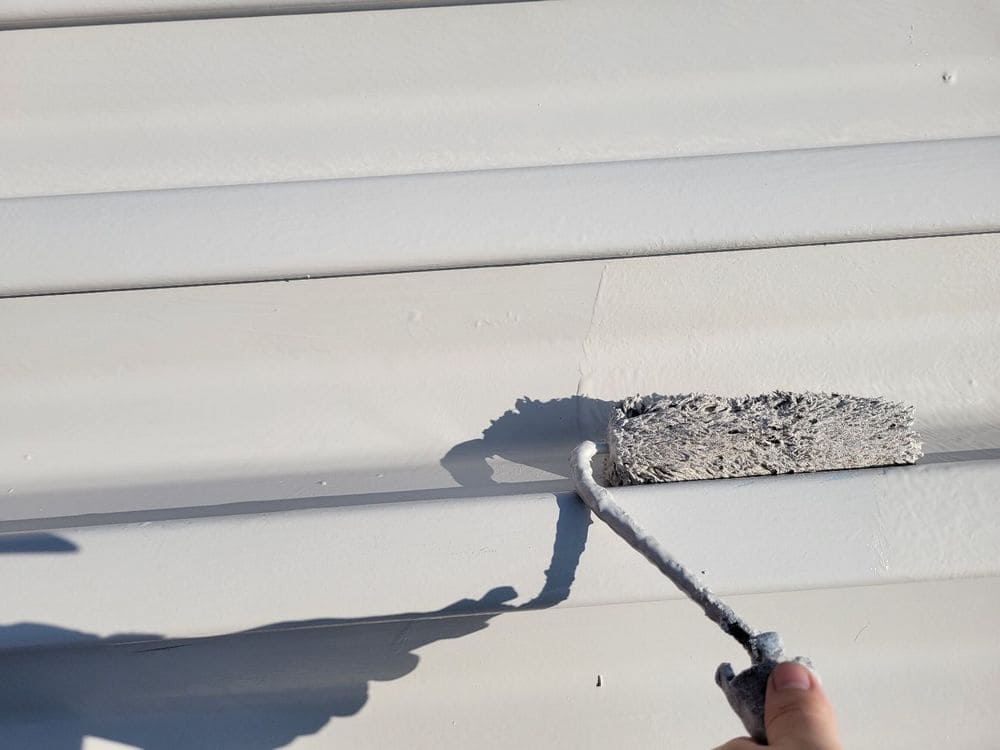 鈴鹿市の外壁・屋根塗装をリペイント匠が施工した写真