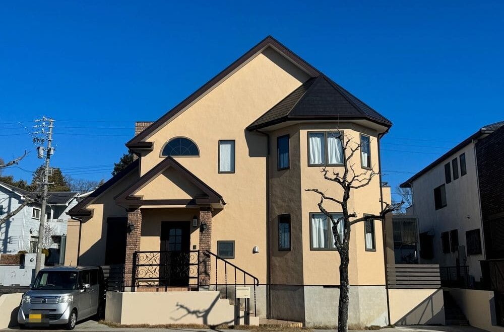 桑名市の外壁塗装、屋根塗装、防水工事をリペイント匠が施工した写真