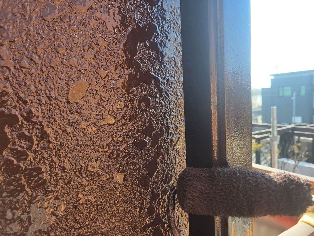 鈴鹿市の外壁・屋根塗装をリペイント匠が施工した写真