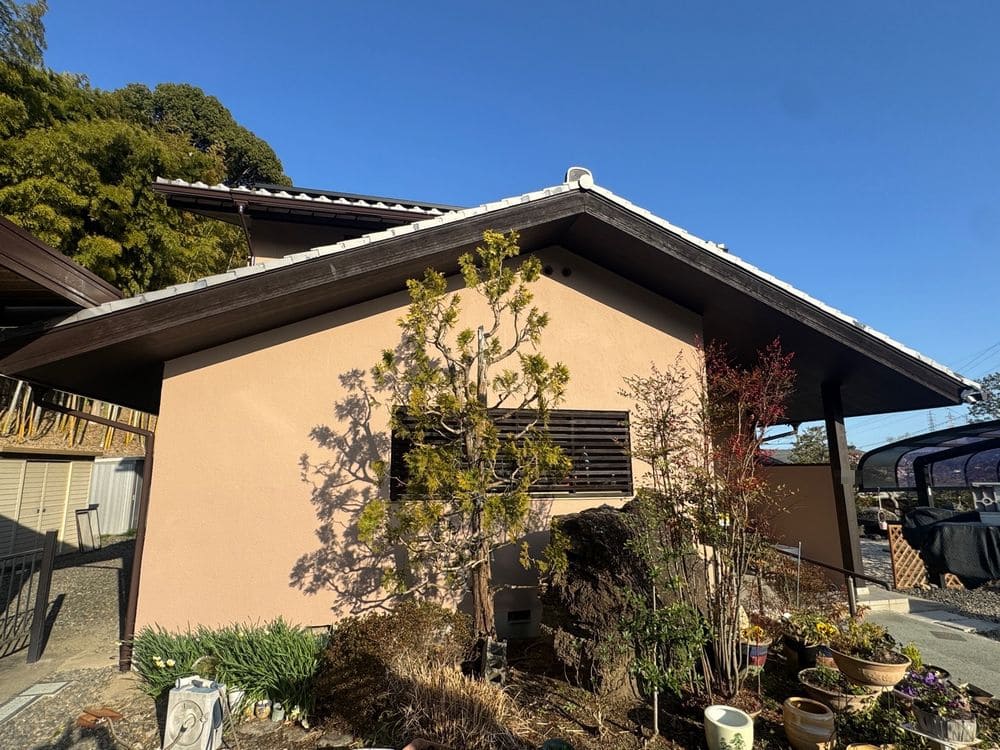 四日市市の外壁塗装をリペイント匠が施工した写真