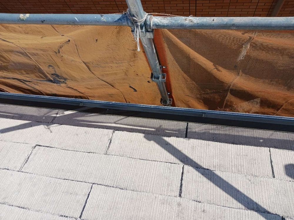 名張市の屋根工事をリペイント匠が施工した写真