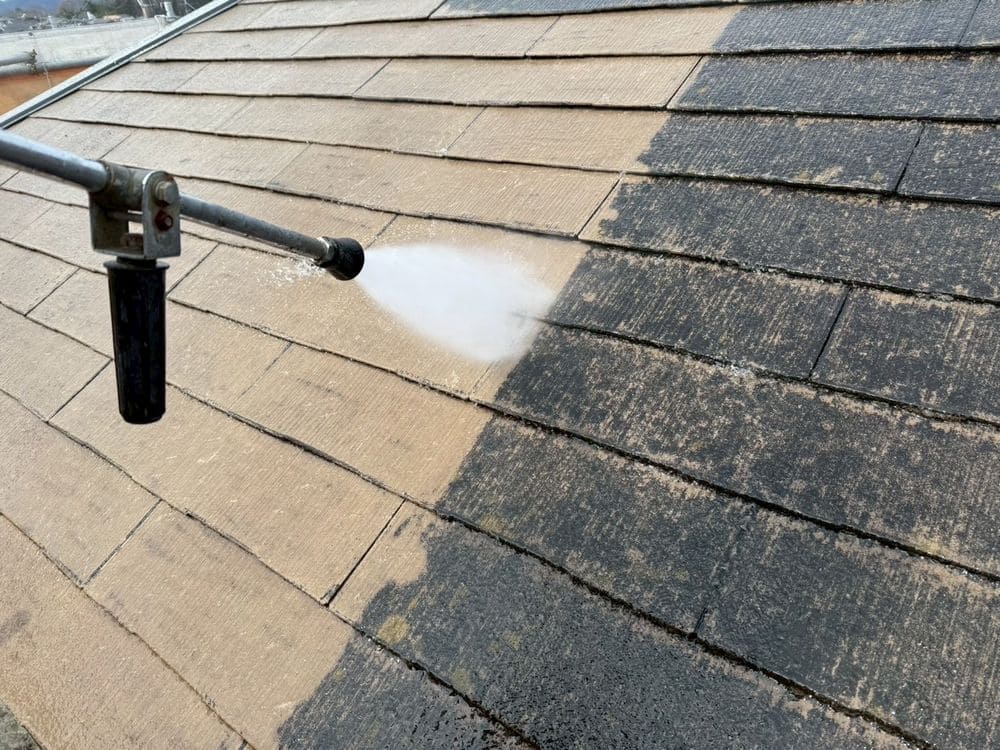 名張市の屋根工事をリペイント匠が施工した写真