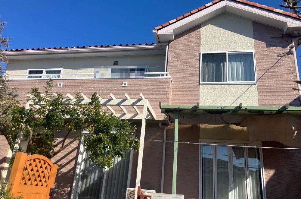 鈴鹿市で外壁塗装、防水工事をリペイント匠が施工した写真