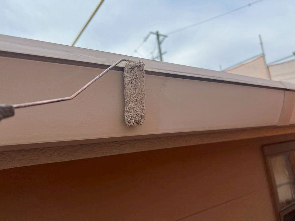 津市久居 H様樋中塗り 津市の外壁塗装をリペイント匠が施工した写真