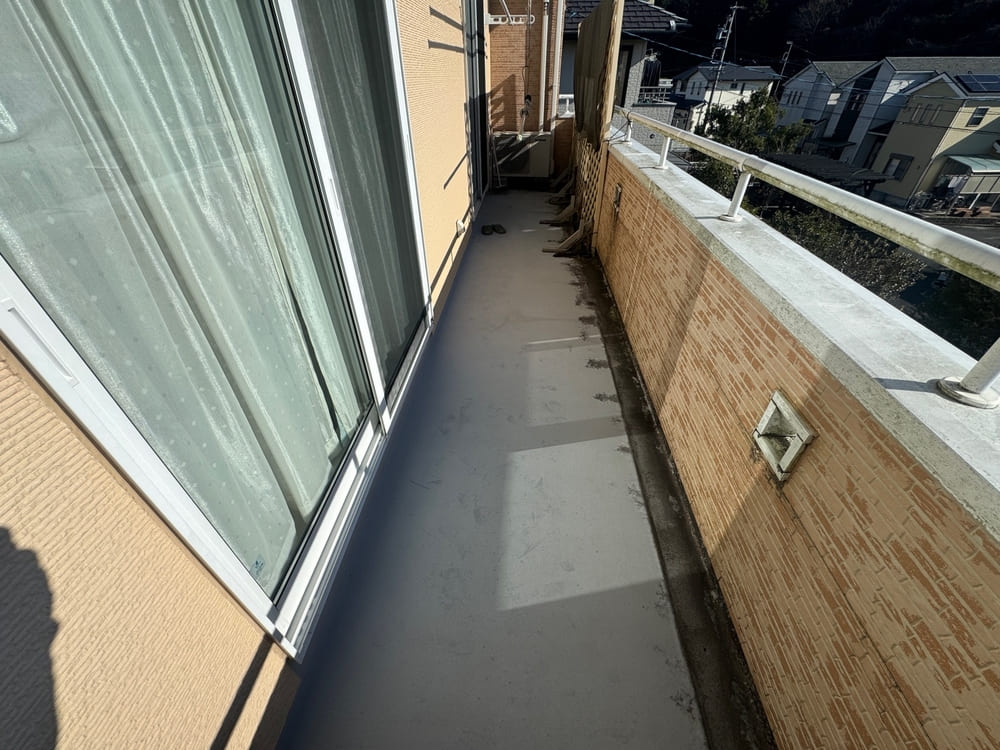 鈴鹿市で外壁塗装、防水工事をリペイント匠が施工した写真