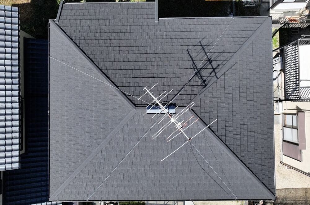 名張市の屋根工事をリペイント匠が施工した写真