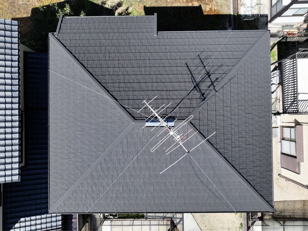 名張市の屋根工事をリペイント匠が施工した写真