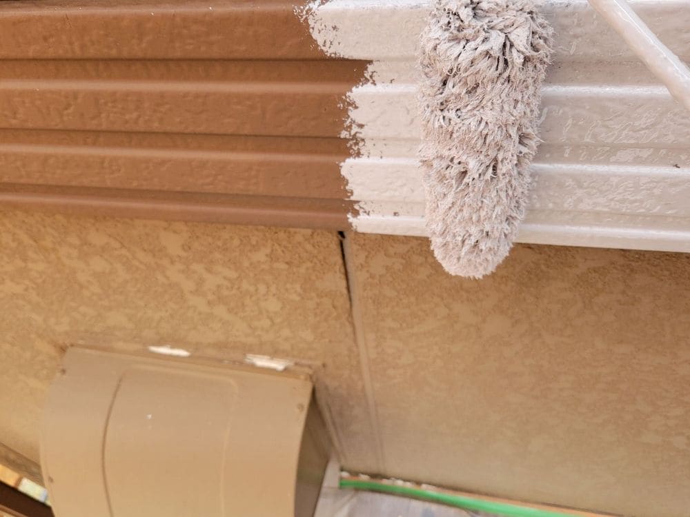 鈴鹿市の外壁・屋根塗装をリペイント匠が施工した写真